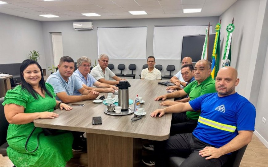 Prefeito Adriano Ramos convoca reunião de emergência para discutir estratégias sobre o impacto das chuvas na Ilha dos Valadares