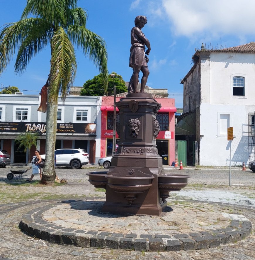 Chafariz da Praça de Eventos é restaurado pela Secretaria de Cultura e Patrimônio Histórico