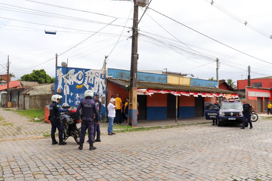 Secretarias Municipais unem forças em ação social na região central de Paranaguá