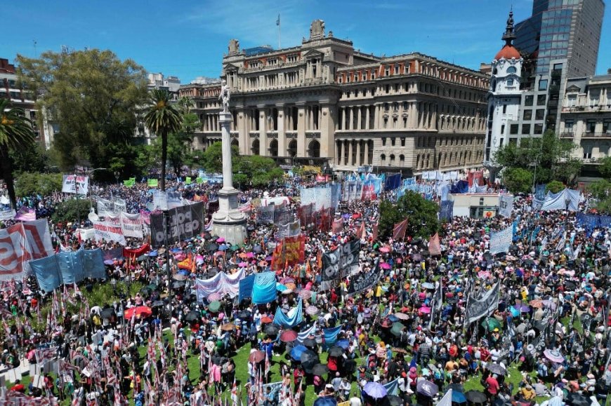 Maior central sindical da Argentina anuncia greve geral contra governo Milei