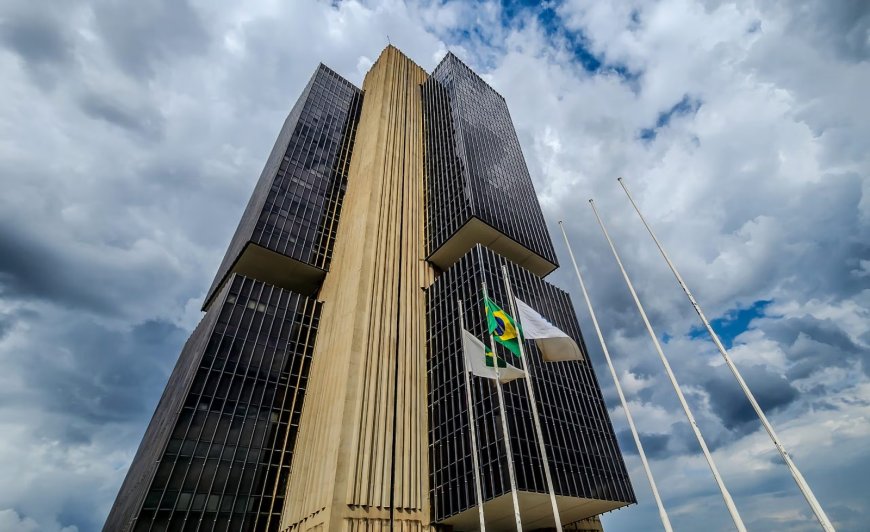 Com pressão da inflação, Banco Central deve elevar a taxa de juros